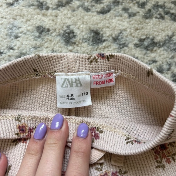 Zara pants size 4-5 - Picture 4 of 6